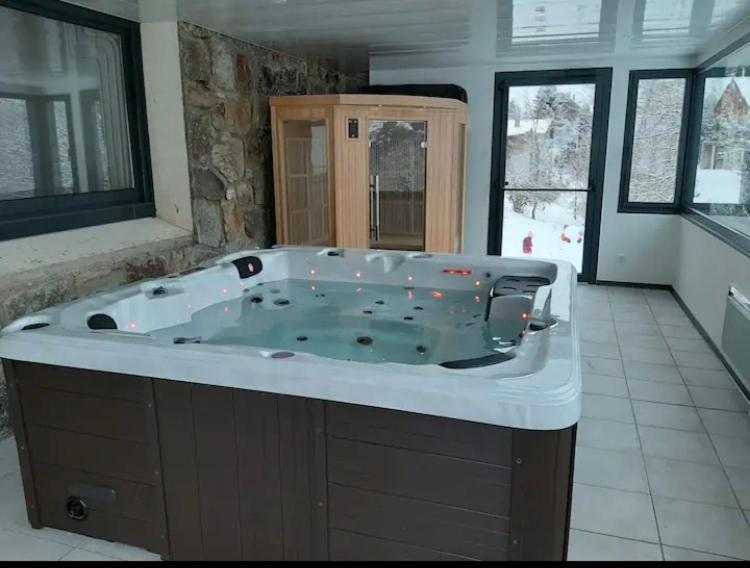 Chalet Ax 3 Domaines Villa อักซ์-เลส์-แตร์มส์ ภายนอก รูปภาพ